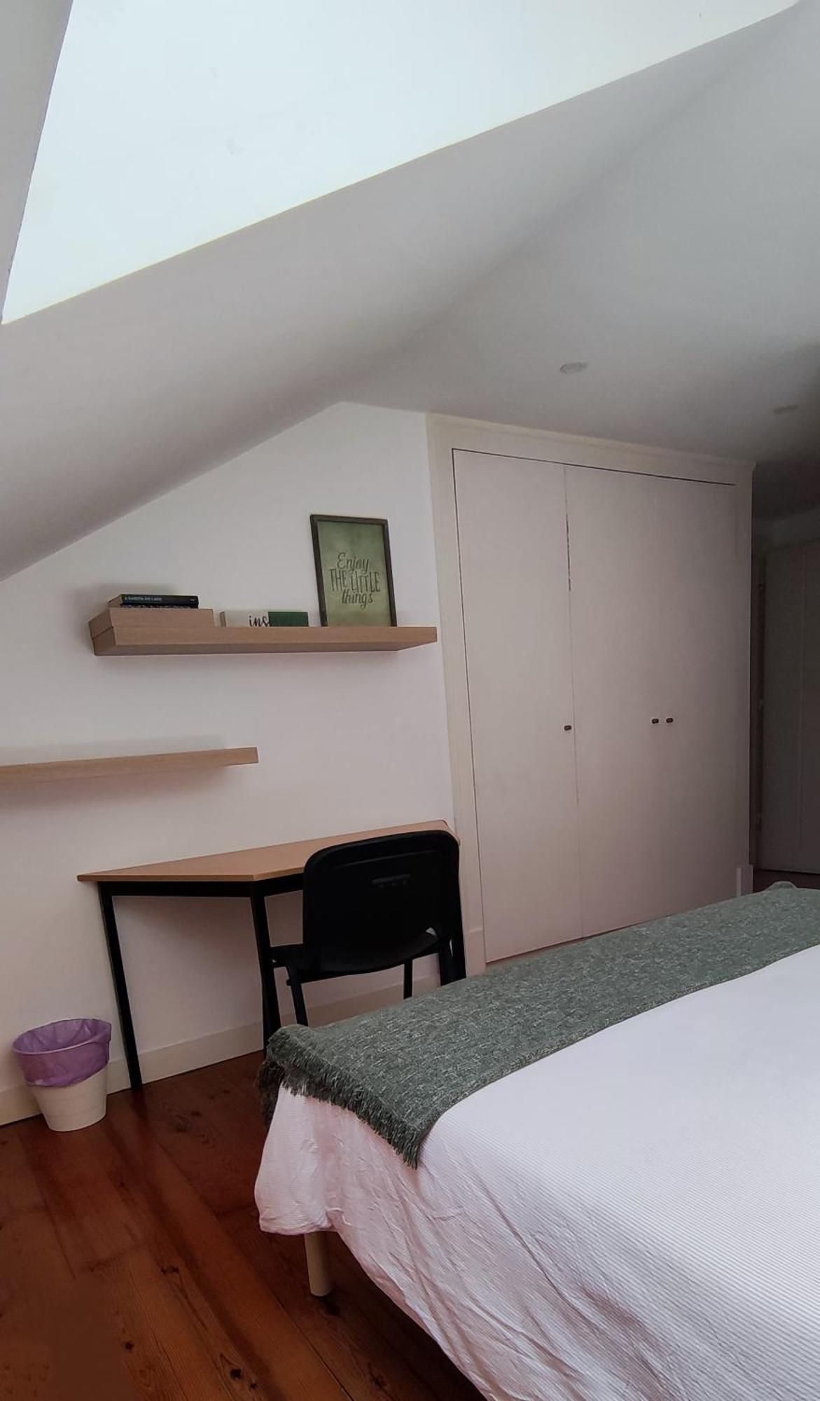 Triplo Com Wc Privativo No Coracao Do Chiado Privat bolig *